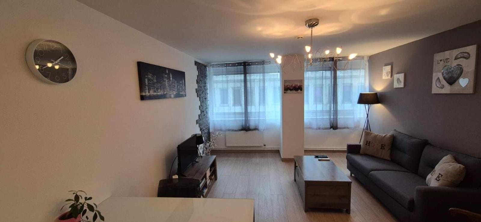 Nouveau !! Appartement Confortable Totalement Renove Avec Parking Gratuit - Hypercentre De Nancy Dış mekan fotoğraf