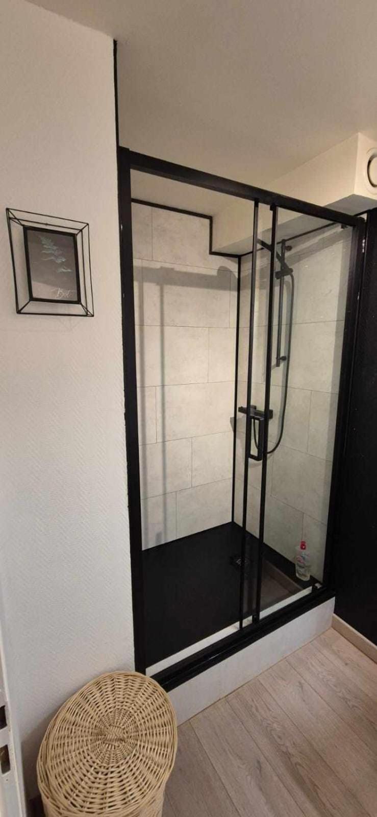 Nouveau !! Appartement Confortable Totalement Renove Avec Parking Gratuit - Hypercentre De Nancy Dış mekan fotoğraf